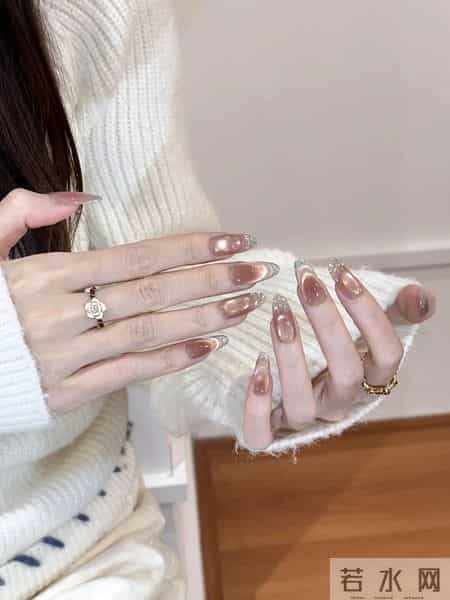 好特别的法式猫眼美甲！