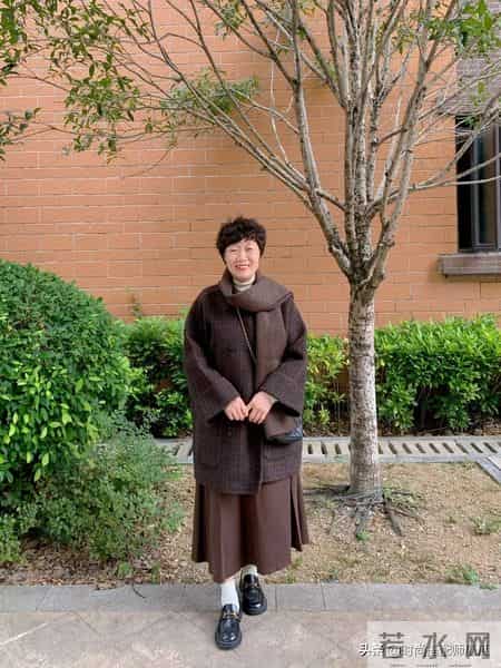 中年女人，过年千万“别穿”这5种廉价衣服，容易被说寒酸没气质