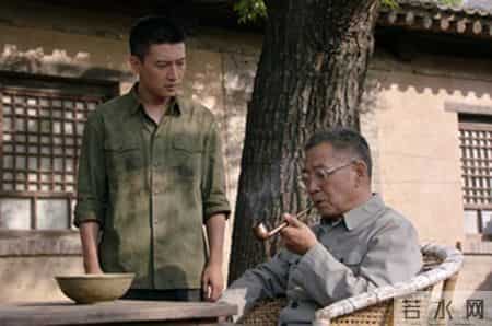 95年，我娶了村里最泼辣的姑娘，新婚当晚，她拿出一把剪刀：你要是敢碰我，我就跟你拼了