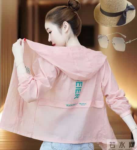 借20万起家到年入30亿，江西小伙重塑鲨鱼裤，打败阿迪耐克