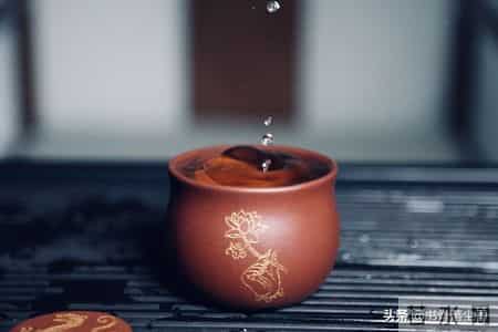 我发现，人到了六十岁，如果以下六条能占三条，已经算人生赢家了