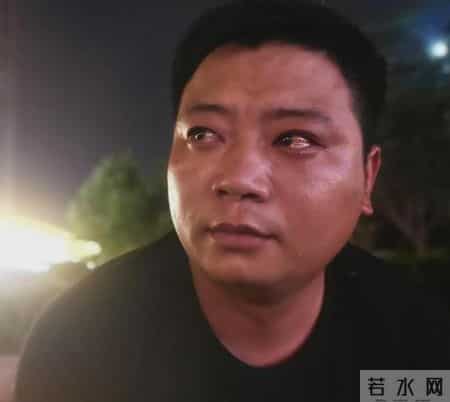 母亲退休后住我家,20年没掏一分钱,去世留下信封,我才幡然醒悟
