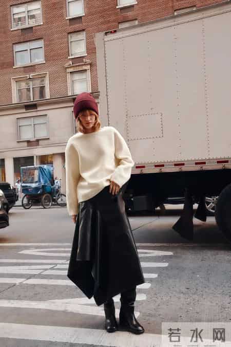 毛衣+半裙，越松弛越高级！