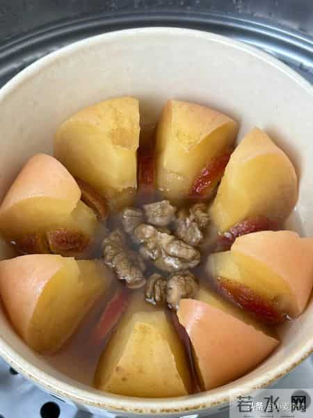 山楂搭它煮一煮,淤血全通!手脚不凉了,脸蛋气色好,暖到骨子里