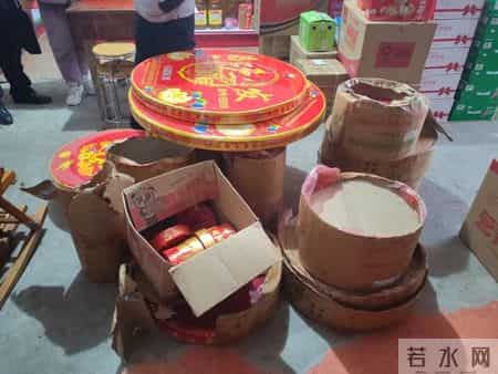 崇仁一超市老板被抓!