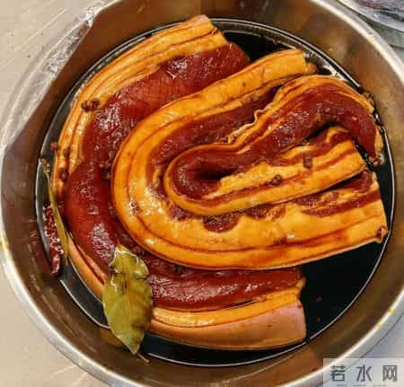 腊八过后,这菜提前做好,一次做20斤放冰箱,蒸一蒸上桌,特省事