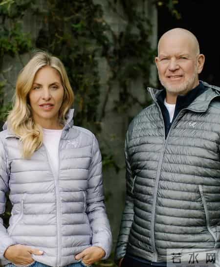 “瑜伽裤爱马仕”卖不动了，现在的露露乐蒙，配不上中产了？