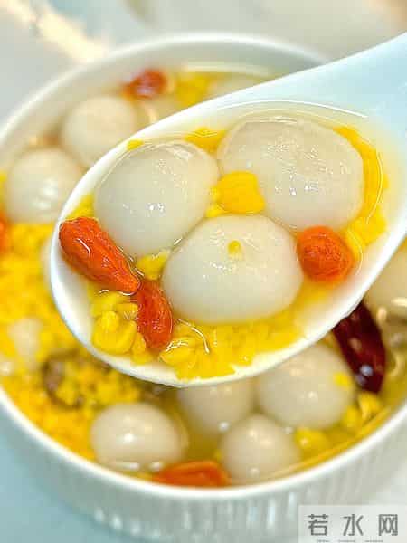 冬天吃一果,中药不用喝,一健脾,二安神,三补气血,冬天要多吃