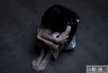 美国新律条结刷新认知！三十万少女被强制献祭，背后黑手难以想象