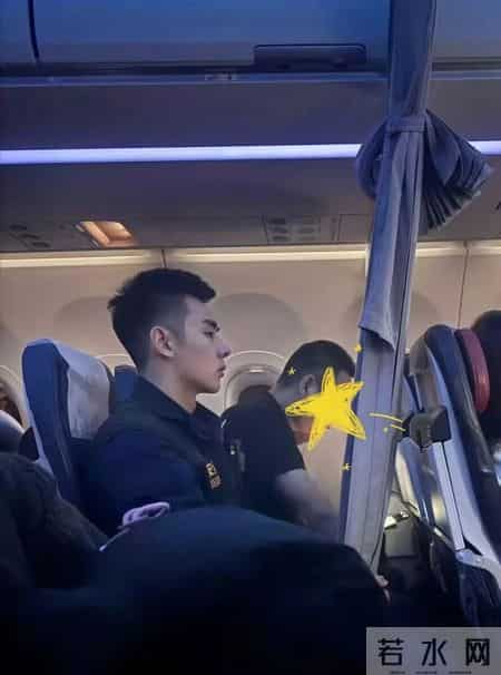 飞机上的安全员老公真的绝了！