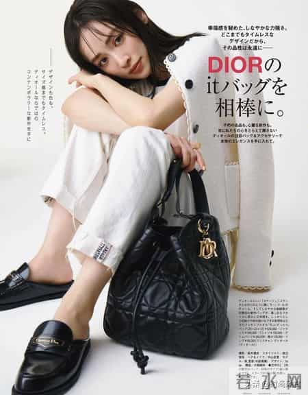 高级感的捷径，只服同色系穿搭