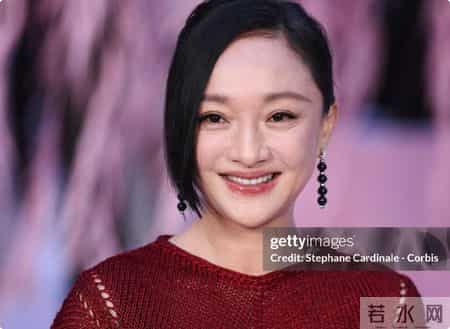 巴黎这一夜，周迅惊艳亮相，刘雯脸部瘦脱相，金高银松弛感拉满