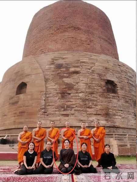 诗妮娜新造型美翻了，穿沙丽360度无死角，印度风体验卡风情万种