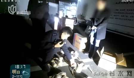 上海11个区密集发布:禁止!有人却顶风作案,把小区车库当“火药库”!警方:拘