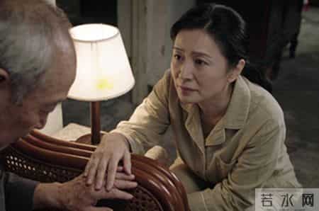 老公出轨后，我们分房睡了20年，我以为他只是厌恶我，直到58岁我拿到体检报告，才发现这根本是两码事