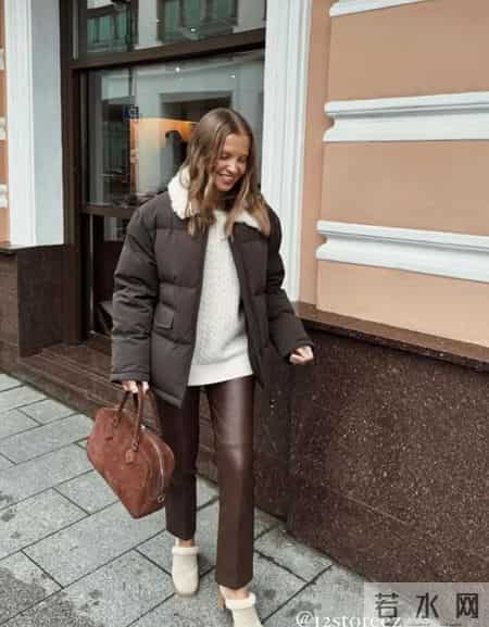 买羽绒服记住一个原则：能力范围内，买最贵的