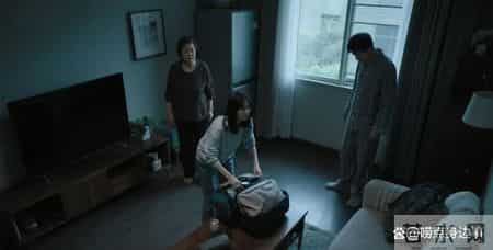 婆婆让我辞职,丈夫让我听话,我搬走后他们都累了