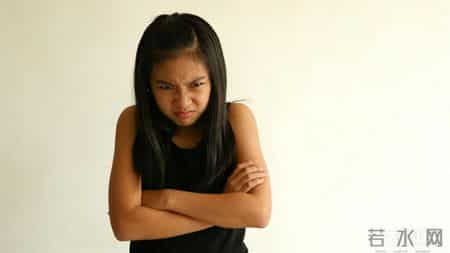 女人抗衰老:戒掉这3个坏习惯,比涂多少护肤品都强。