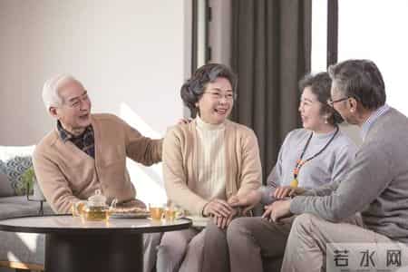 茶是老年痴呆的“催化剂”？医生反复强调：上了年纪，3种茶少喝