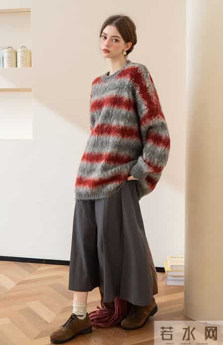 冬日超火的一组配色：灰+红，好看显高级！