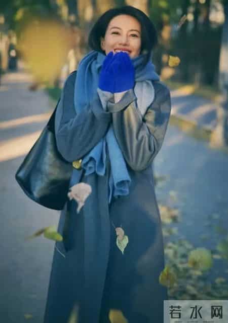 灰色到底有多万能？跟这3个“富贵色”一搭，高级感根本不用装！