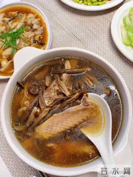 今年腊八不一般，老人说“腊八吃5样，一年病不沾”，吃哪5样？