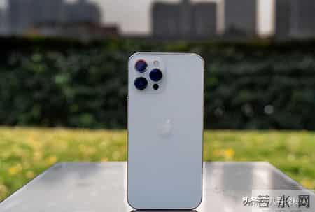 北京富家女李凡尼：和美国黑人生下俩娃，出轨毒贩，谋杀前男友！