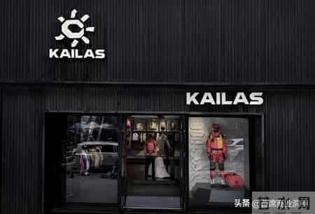 4377亿市场洗牌！又一户外巨头跌落神坛被抛弃了？中产：新欢来了