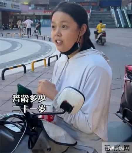 被婆家赶走7年后，再看小朦妈妈的现状，董宇辉的话终于有人信了