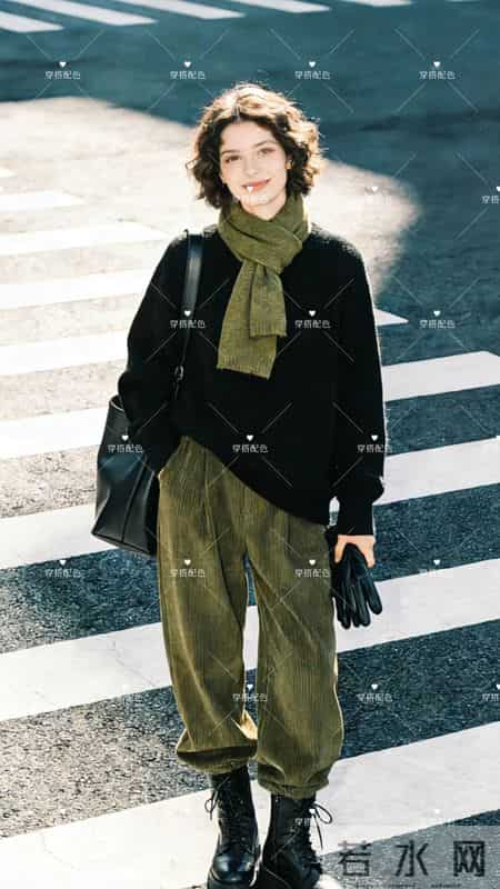 秋冬一周穿搭不重样!跟这位博主学“同色系搭配”,5套直接照搬