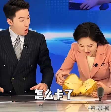 江苏主持人夫妻，同校同行还是同事，带娃播新闻，如今又喜获二胎