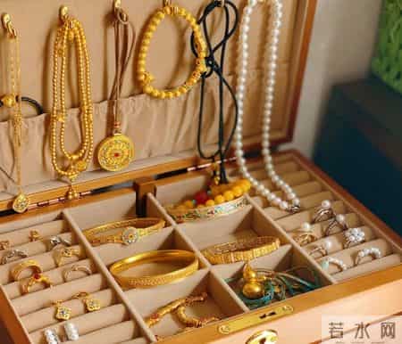 拥有1000克黄金的人，过着怎样的生活？