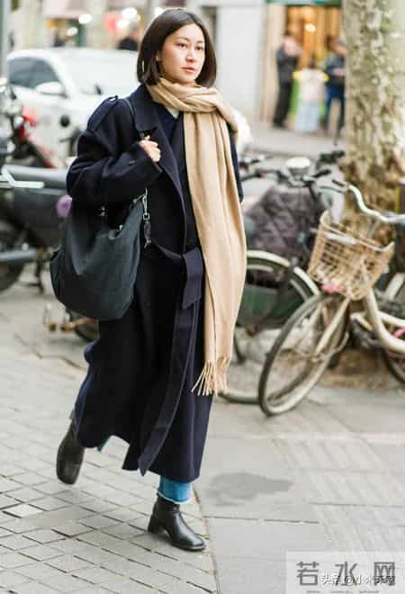 上海降温到5度，街头潮人已经把“保暖+时髦”玩明白了