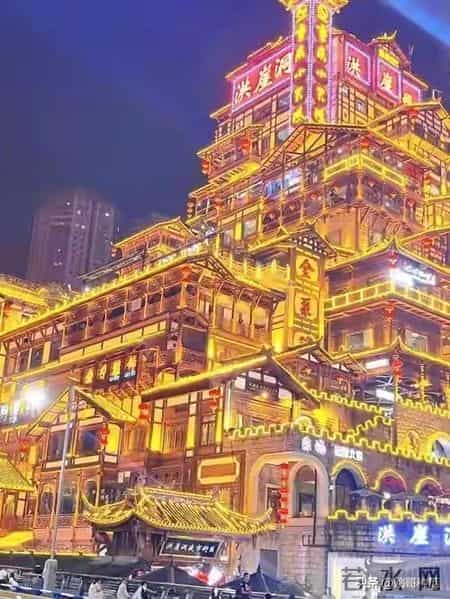 去了重庆才明白：我们维持的“体面”，在重庆人眼里根本不存在