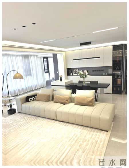 横厅这样装,空间显大又高级!