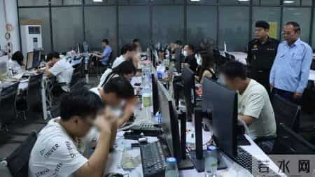 这就叫虽远必诛！伤害了同胞就别想逃脱，中国这次干得漂亮