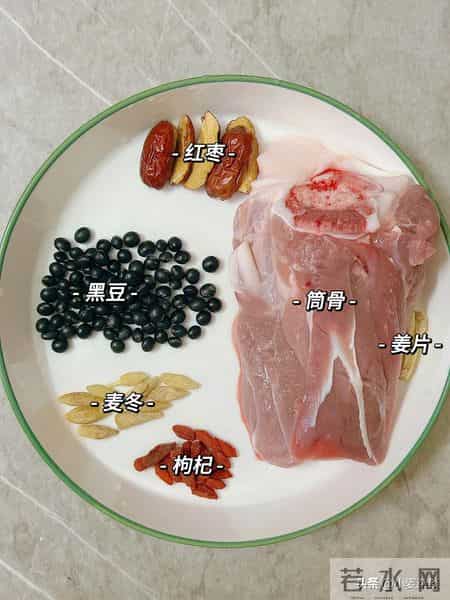 "睡眠不好，多是肝火旺"，建议多喝这4种汤，助睡眠，一觉到天亮