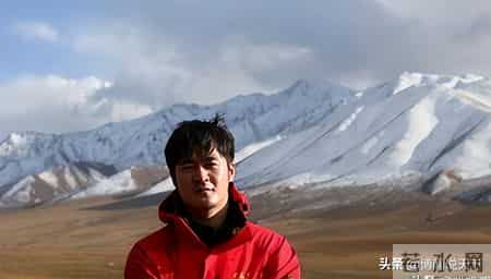 他28岁跳楼身亡,离开前顶楼徘徊3小时,留17字感人遗言告别人间