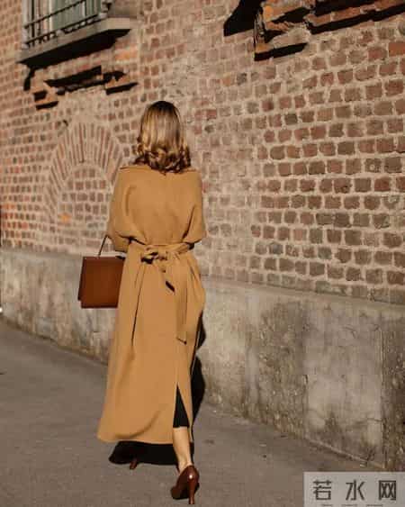 驼色大衣的四种高级穿法，时髦炸了