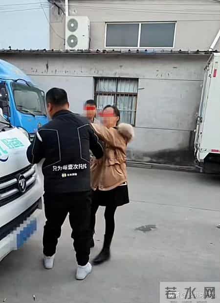 女子出轨被离婚，女子想嫁出轨对象，出轨对象：玩玩而已，当啥真