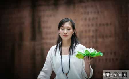 自带佛缘的女人,往往逃不过这五种迹象,哪怕占一个,也是大福气