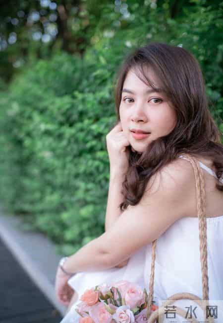 女人爱不爱你，根本不用试探！看这2点，准确率99%