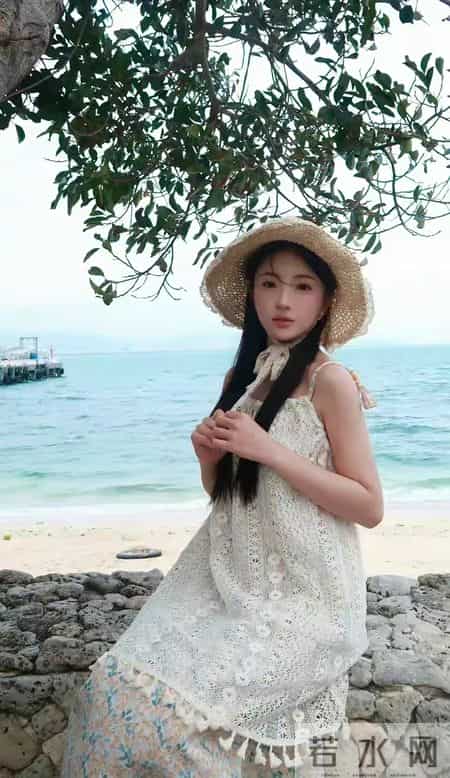 安徽职业技术学院校花美出圈了，貌美如花，倾国倾城，太迷人了