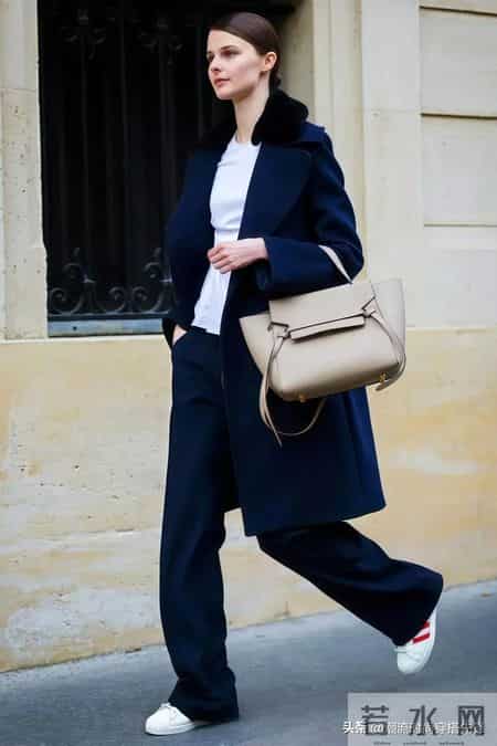 今年最流行的“藏蓝色”,穿上太高级了!
