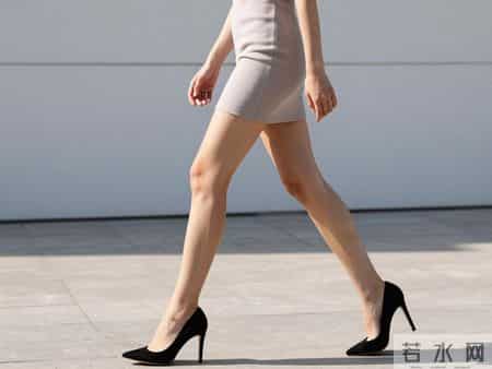 高跟鞋真正致命的，不是高度，是“走路时的节奏感”