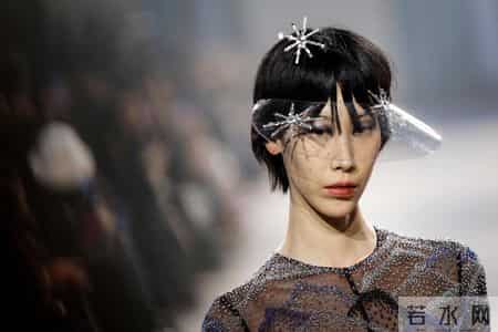 （外代二线）巴黎高级定制周——Rahul Mishra品牌时装秀(2)