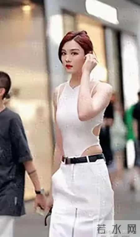 这女生身材如此高大，还能这么匀称，太少见了