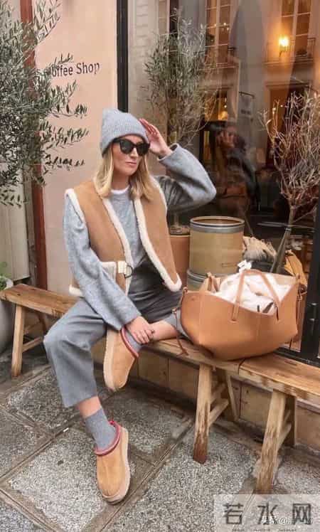 秋冬穿搭想摆脱沉闷？可以试试那种亮色系叠穿！