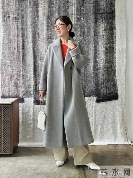 50岁以后怎么穿不显老？我靠这3步，彻底告别大妈感