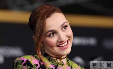 相比较于黄种人，为啥白种人在三十岁后老得特别快？有啥科学解释？